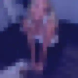 Photo de Anais à Allevard (33 ans) - rencontre adulte discret