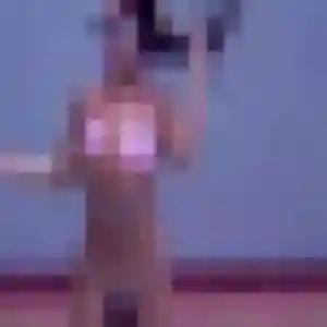 Photo de Yvonne à Beauvallon (32 ans) - rencontre adulte anonyme