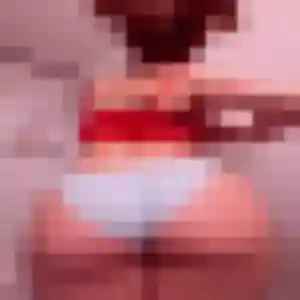 Luna, 19 ans, connectée à Bouchain pour un rencontre adulte