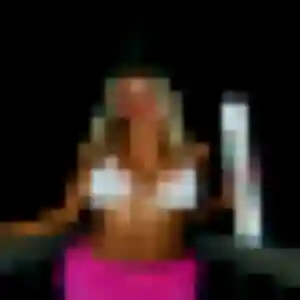 Valentina, fille de 21 ans propose rencontre adulte à Bourbourg