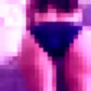 Aisha, fille de 39 ans propose rencontre adulte à Camon