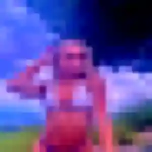 Maud, 29 ans, en ligne à Charly pour un rencontre adulte