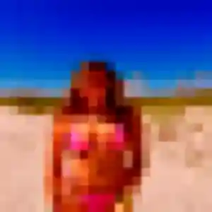 Marie-Laure (30 ans) à Châteauneuf-sur-Loire propose une rencontre ce soir