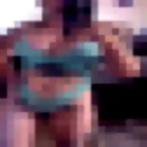 Charlotte (25 ans) à Chatou cherche une rencontre maintenant