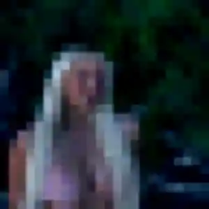 Rym, 27 ans, connectée à Chinon pour une rencontre coquine