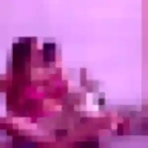 Hyacinthe, 37 ans, connectée à Dole pour une rencontre coquine