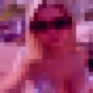 Sexy Lucienne, 21 ans à Dun-sur-Auron - voir sa photo