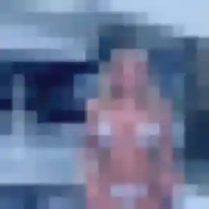Uranie de Haisnes, 37 ans - rencontre adulte discret