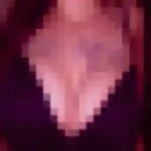 Alienor, 20 ans, en ligne à Illzach pour une rencontre coquine