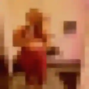 Clotilde, femme de 36 ans propose rencontre adulte à Lardy