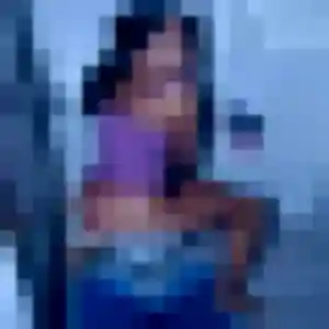 Iris, femme de 22 ans propose rencontre adulte à Le Grand-Lemps