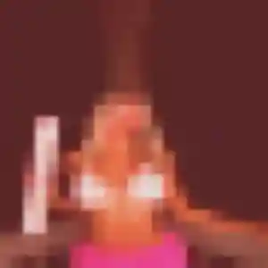 Contacte Rosalie, 29 ans à Les Houches en privé