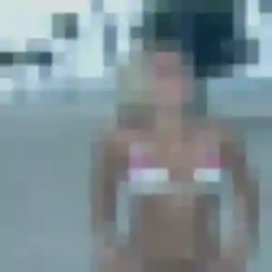 rencontre adulte à Les Villages Vovéens : photo de Berenice, 19 ans - accès libre