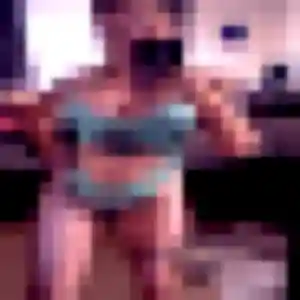 Lena de Maing, 39 ans - rencontre adulte discret