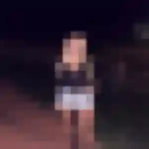 Yvonne (28 ans) à Mandres-les-Roses attend une rencontre aujourd'hui