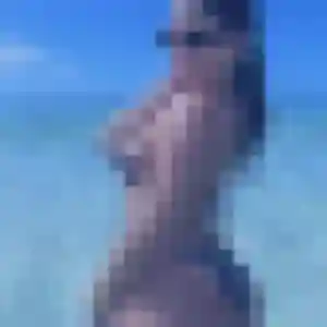 Rejoins Malika, 24 ans à Montélimar en privé