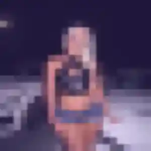 Sylvie, 21 ans, cherche un rencontre adulte à Montry