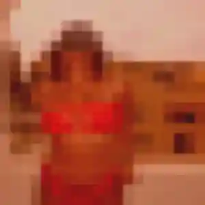 Ariane, femme de 31 ans propose rencontre adulte à Oyonnax