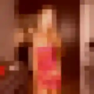 Stephanie (29 ans) à Quarouble attend un rencontre adulte ce soir