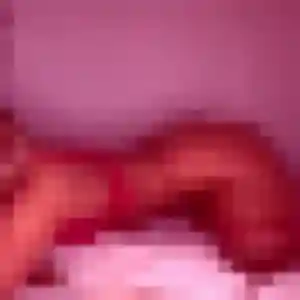 Violette, 31 ans, en ligne à Raismes pour une rencontre coquine