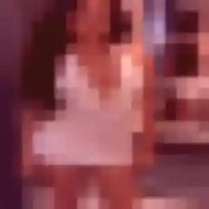 Flore, 24 ans, veut un rencontre adulte à Rœulx