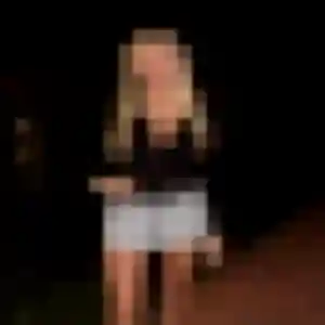 Gaia, 22 ans, connectée à Saint-Apollinaire pour un rencontre adulte