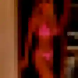Aurelie, 32 ans, en ligne à Saint-Éloy-les-Mines pour un rencontre adulte