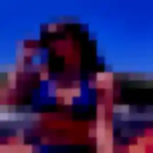 Salima, 32 ans, connectée à Saint-Germain-en-Laye pour un rencontre adulte