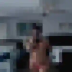 Catherine (28 ans) à Saint-Mandé cherche une rencontre ce soir