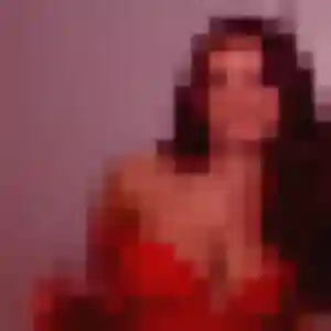 Albertine, 30 ans, en ligne à Saint-Martin-la-Plaine pour un rencontre adulte
