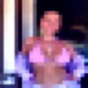 Profil de Josiane à Saint-Ouen-l'Aumône (19 ans) - rencontre adulte anonyme