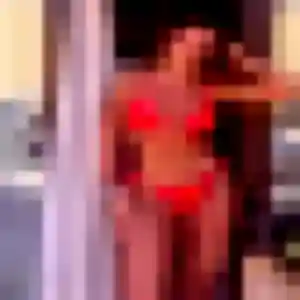 Photo de Flavia à Saint-Pierre-de-Chandieu (35 ans) - rencontre adulte sans inscription