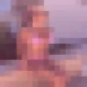 Ursula (32 ans) à Saint-Pierre-de-Chandieu cherche une rencontre rapidement