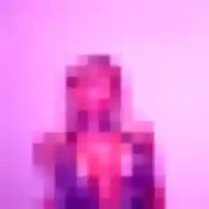 Gabrielle, 23 ans, connectée à Saint-Rémy-lès-Chevreuse pour un rencontre adulte