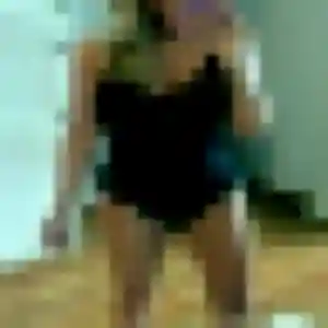 Contacte Ursule, 24 ans à Salomé en privé
