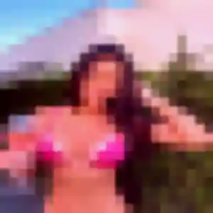 Katia, 30 ans, en ligne à Sully-sur-Loire pour un rencontre adulte