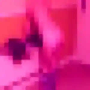 Pierrette, 21 ans, connectée à Suresnes pour un rencontre adulte