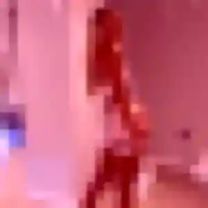 Elena, 26 ans, dispo pour rencontre adulte à Uckange