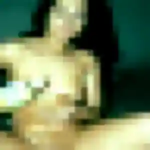 Caroline, femme de 20 ans propose rencontre adulte à Verrières-le-Buisson