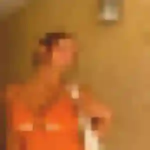 rencontre adulte à Villepreux : photo de Anne-Sophie, 20 ans - accès libre