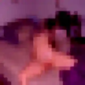 Delphine, 27 ans, en ligne à Vitry-sur-Seine pour un rencontre adulte