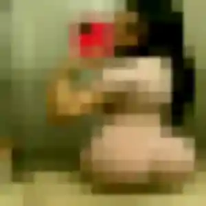 Profil de Lucienne à Voisins-le-Bretonneux (39 ans) - rencontre adulte anonyme