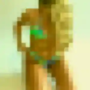 Rejoins Leonore, 22 ans à Wattrelos en privé